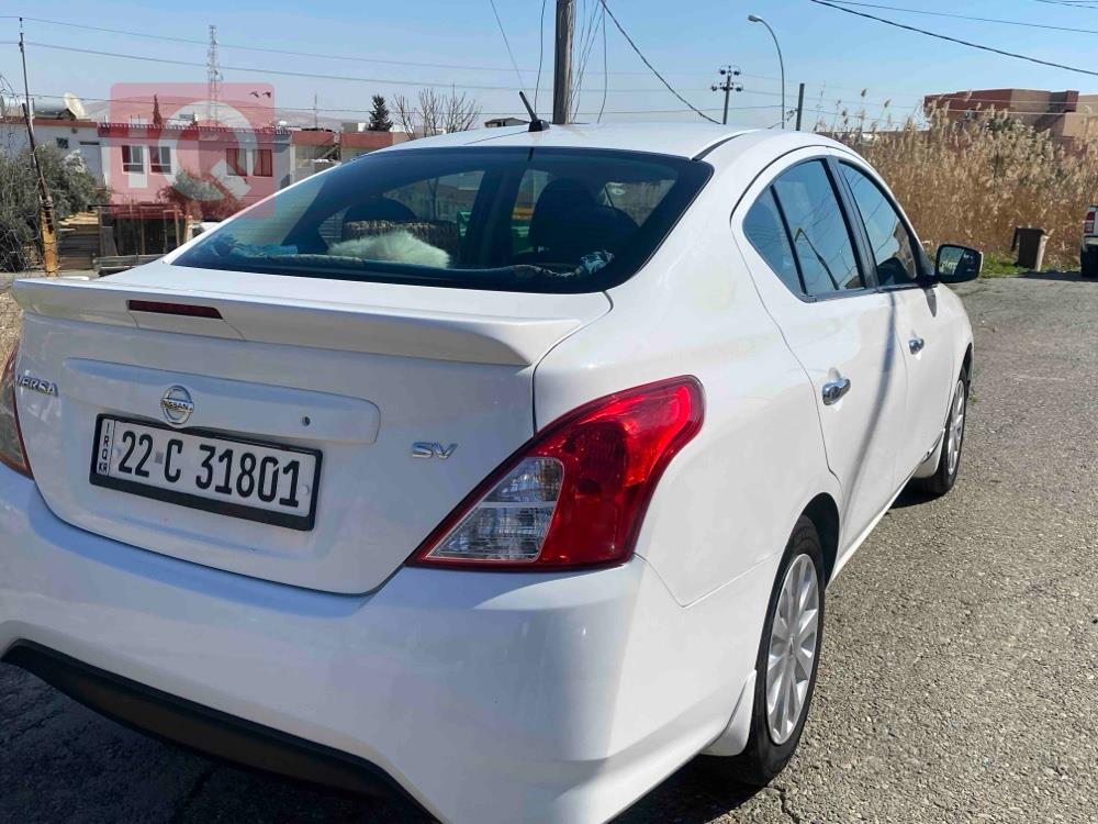 Nissan Versa